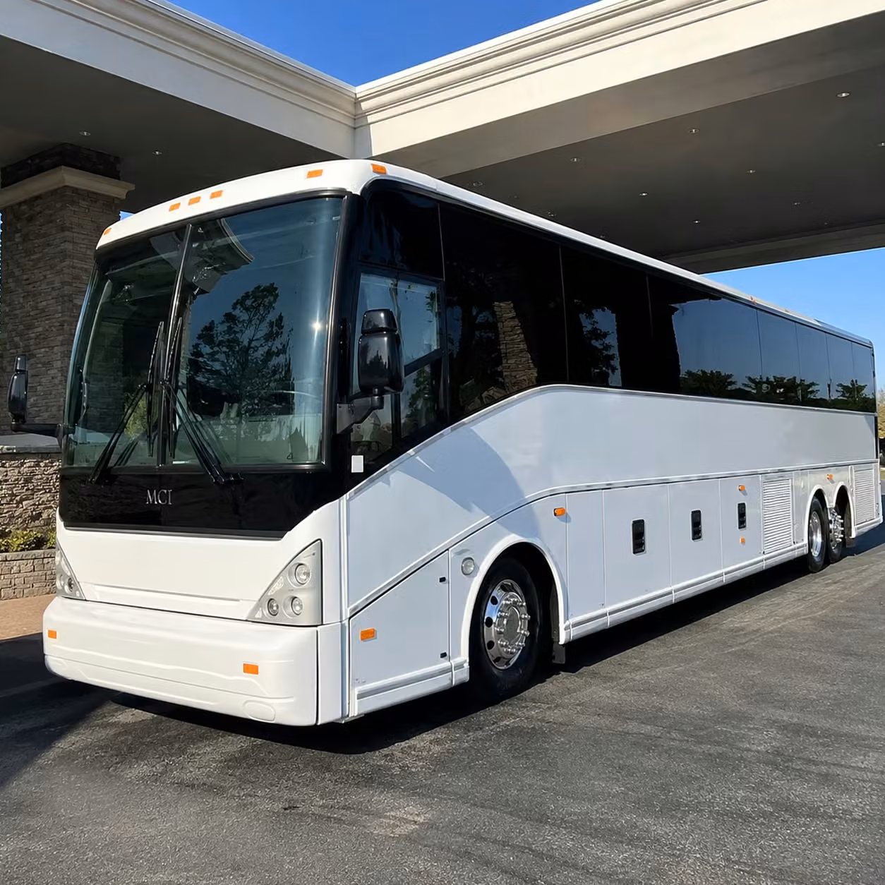 corporate groups and convention attendees love north las vegas airport transportation